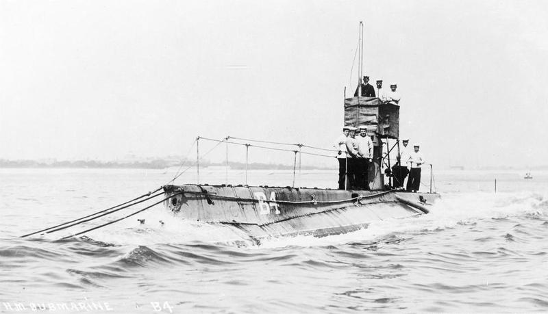 Submarine B4 © IWM (Q 74794)